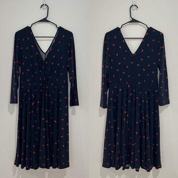 Torrid Studio Knit Skater Mini Dress Cinch Front Black Red Lips Kiss Size Large - Picture 4 of 15